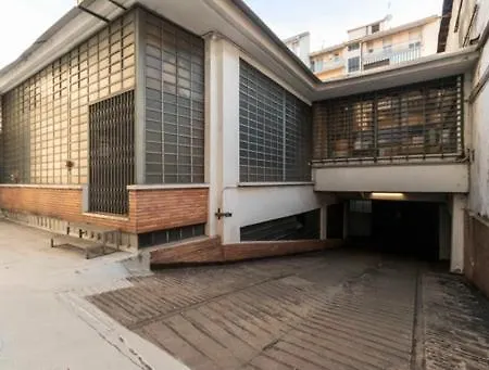 Center Whit Private Parking Apartment *