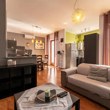 Center Whit Private Parking *