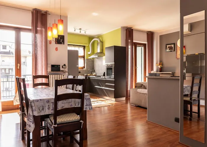 Apartment Center Whit Private Parking