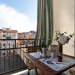 Daire Center Whit Private Parking