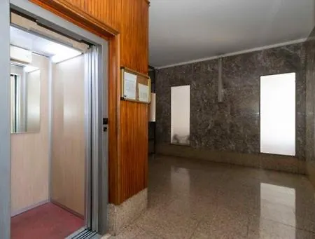 Center Whit Private Parking * Torino